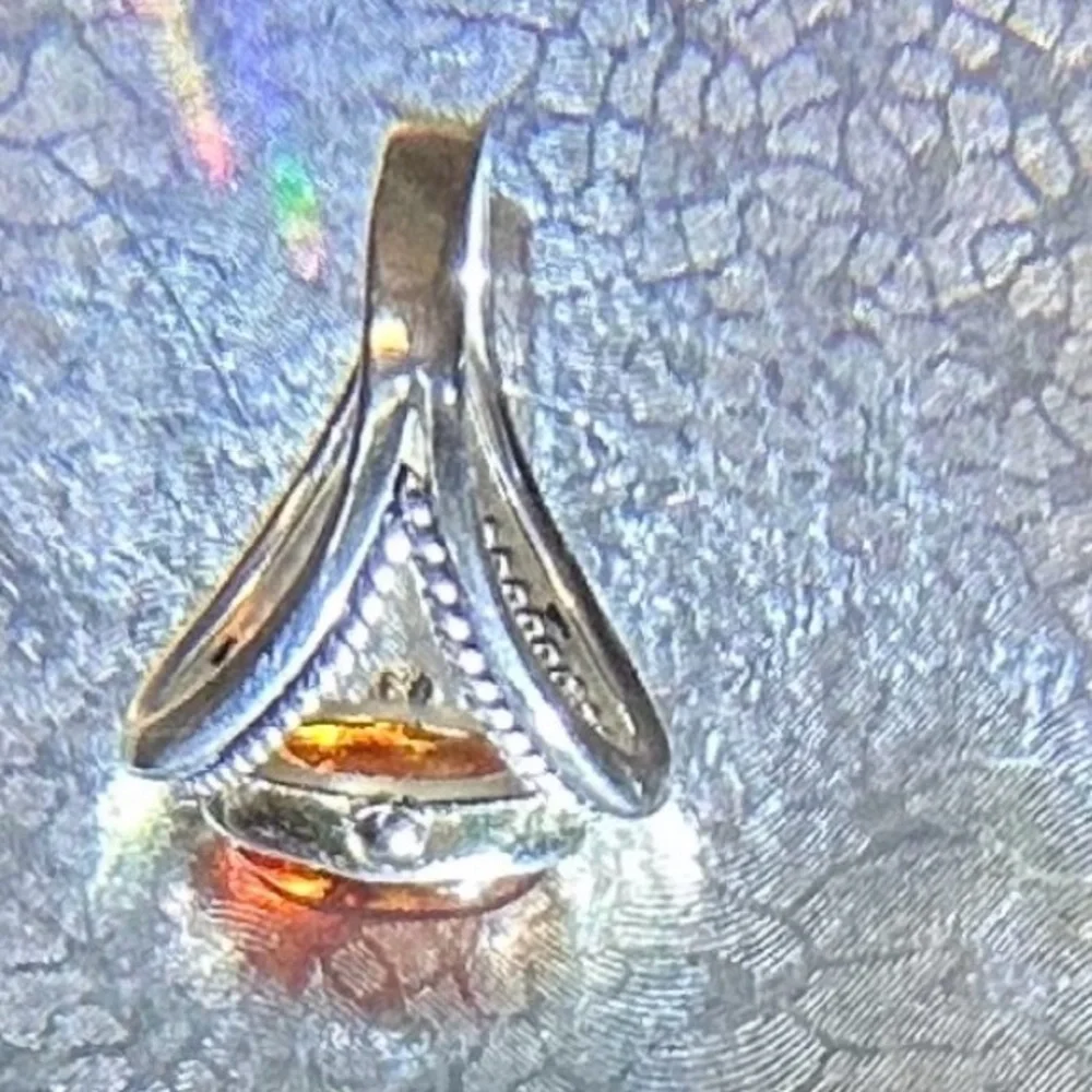 925 Sterling Silver style ring